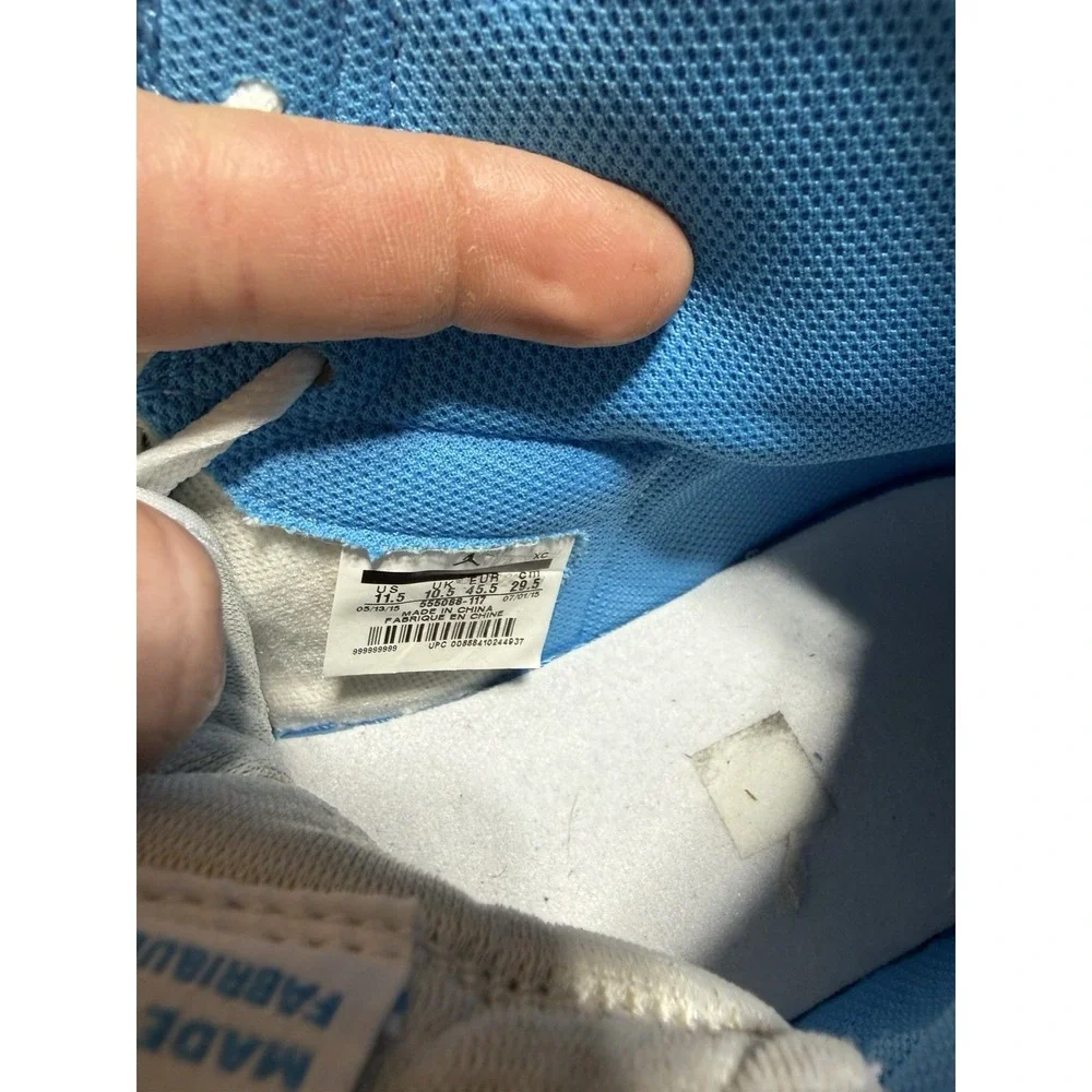 Nike Air Jordan 1 Retro High OG UNC 2015 555088-117 Men's Size 11.5 Powder Blue
